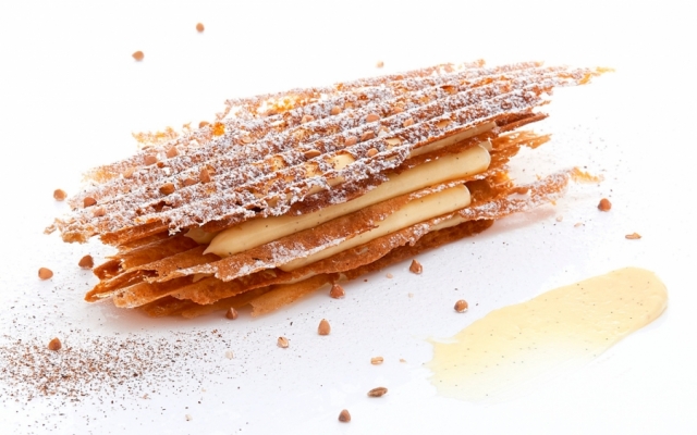 0000_patisserie_yann_couvreur_millefeuille_dr.jpg